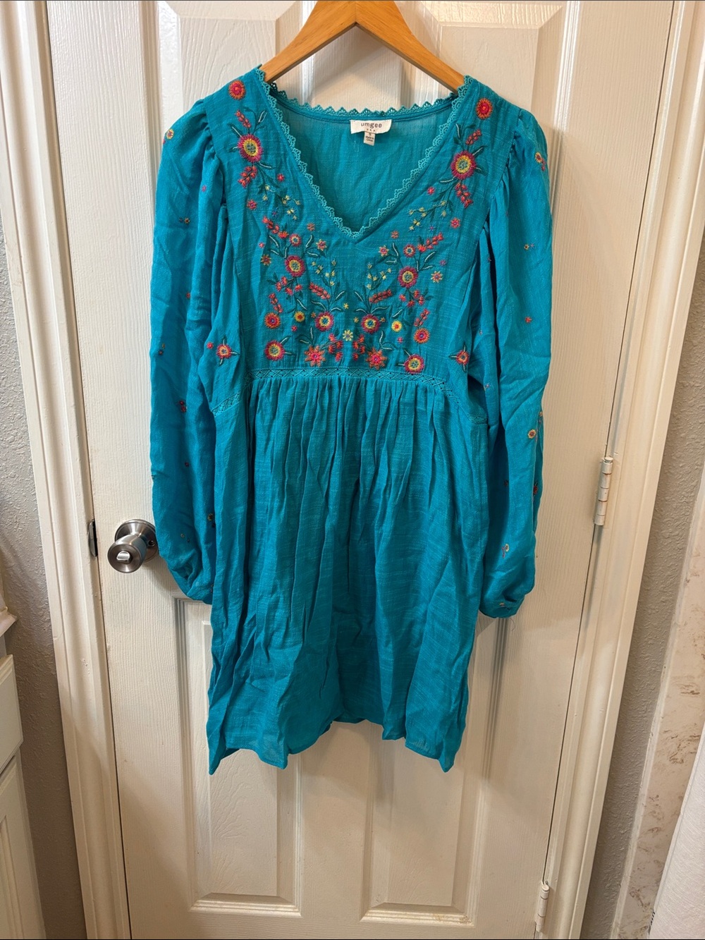 Umgee Teal Lace-Trim Floral Balloon sleeve dress size Small